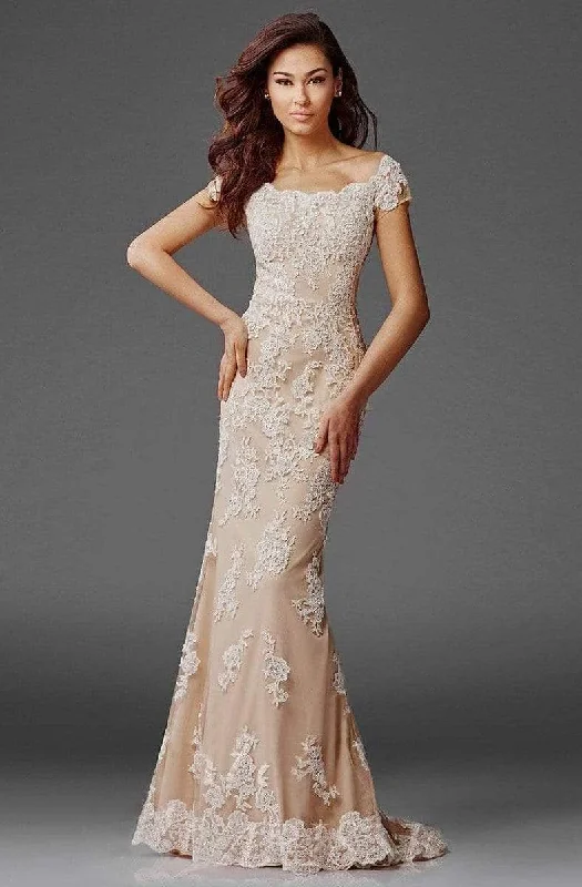 Clarisse - M6417 Romantic Lace Bateau Evening Gown